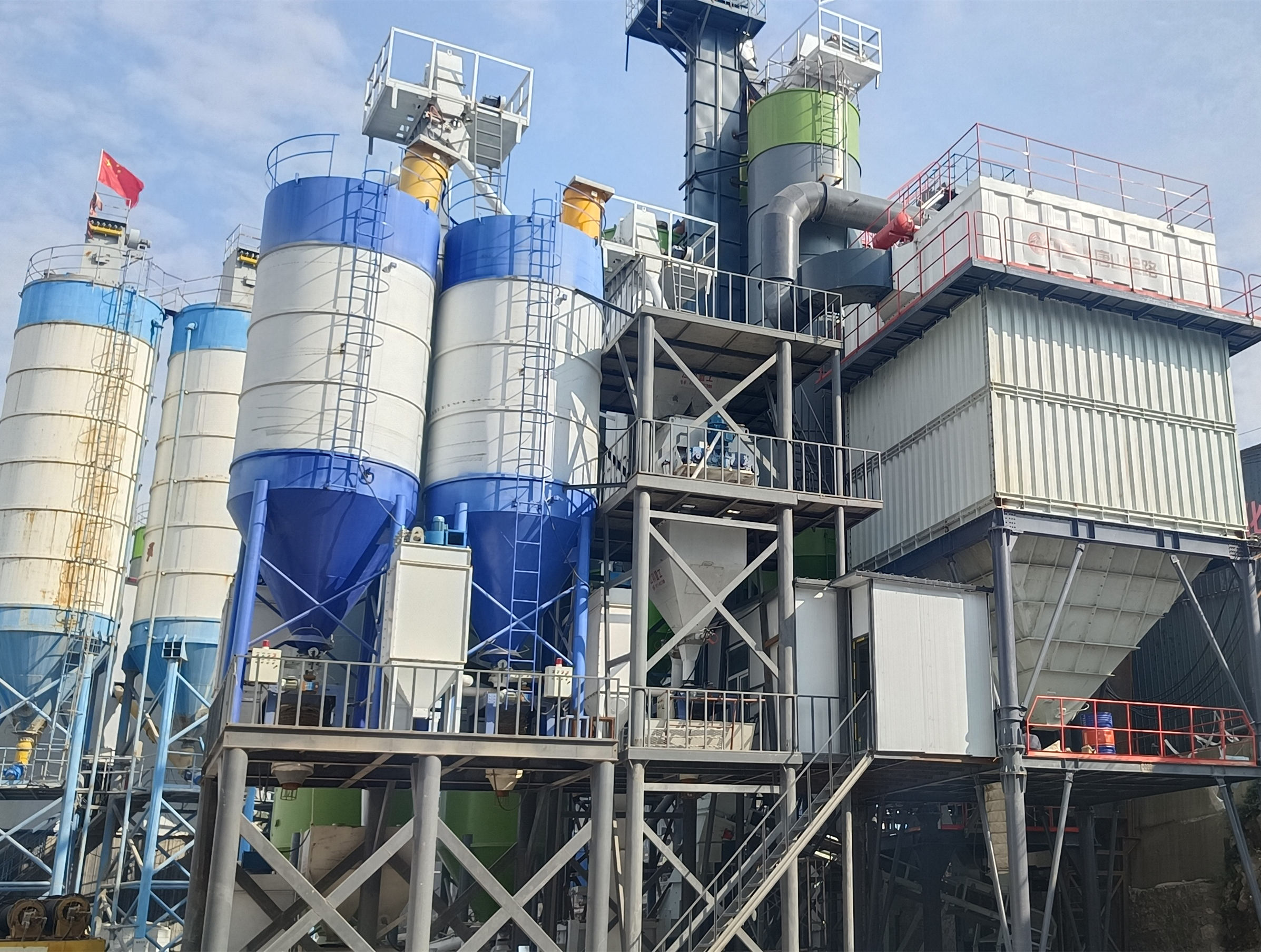 機制砂成建筑用砂主要來源，唐山金路制砂樓提供高標準機制砂生產(chǎn)設(shè)備