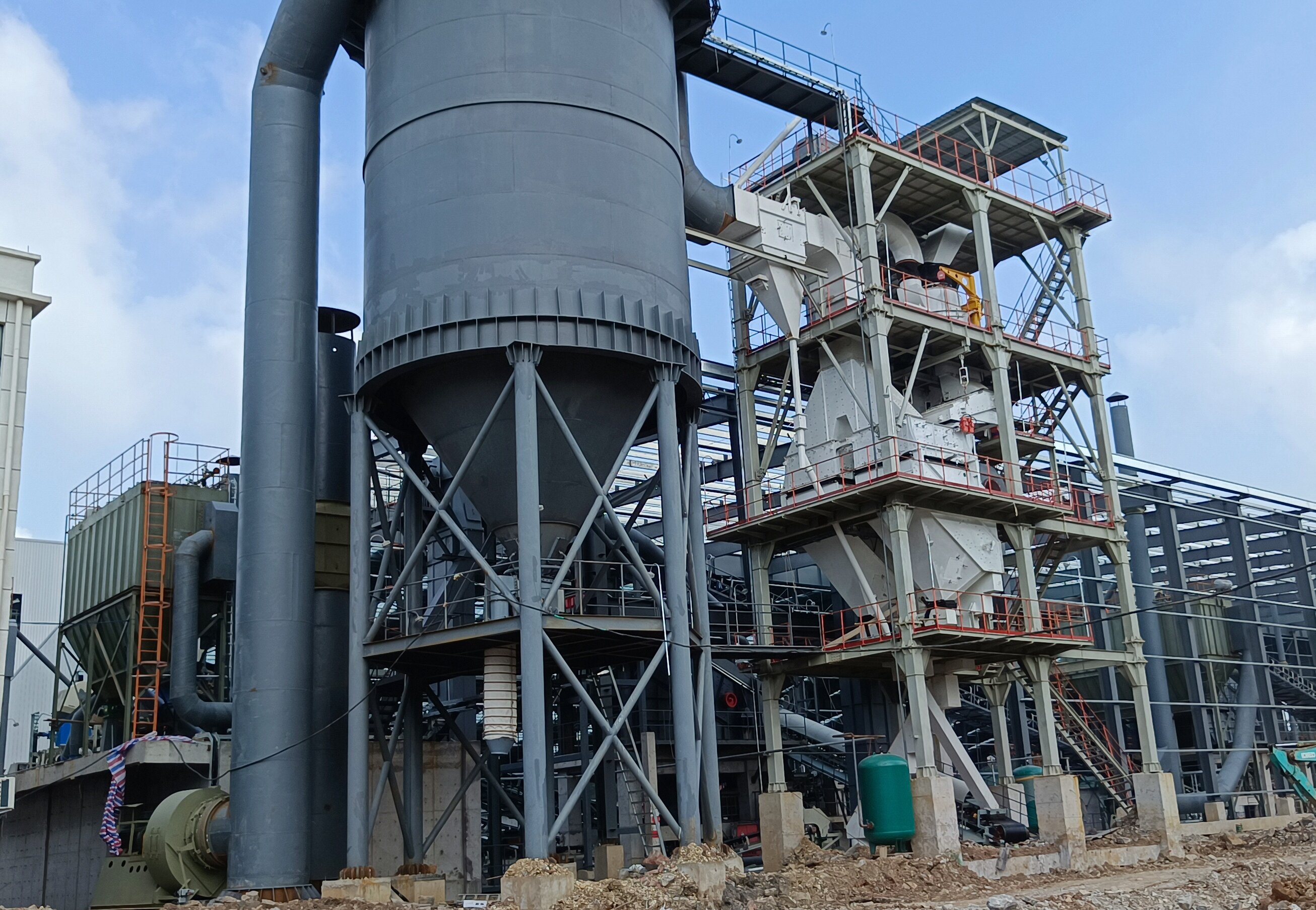 干法制砂樓成品砂品質(zhì)卓越，引領(lǐng)行業(yè)新潮流